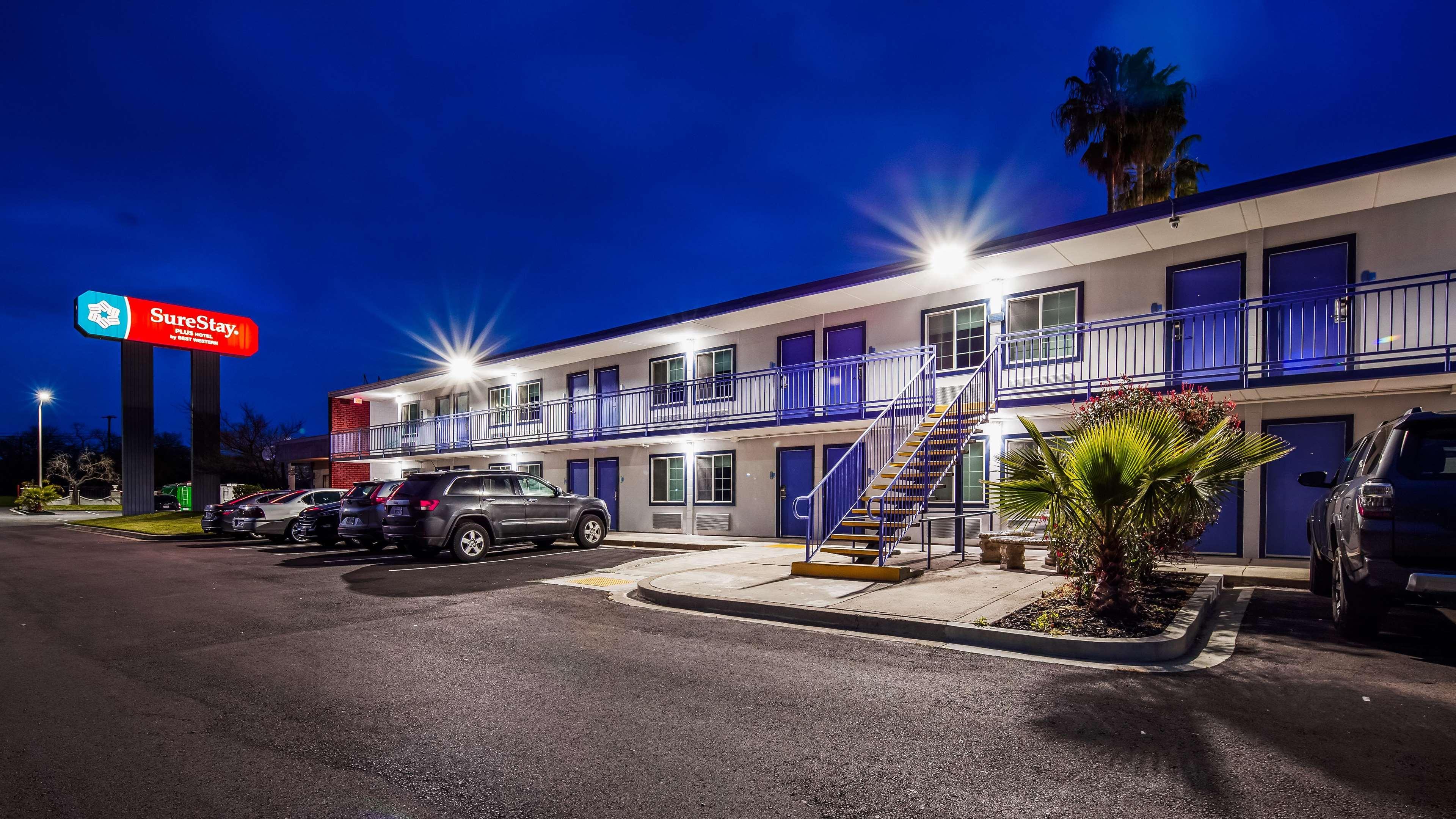 Surestay Plus Hotel By Best Western Sacramento Cal Expo Екстериор снимка