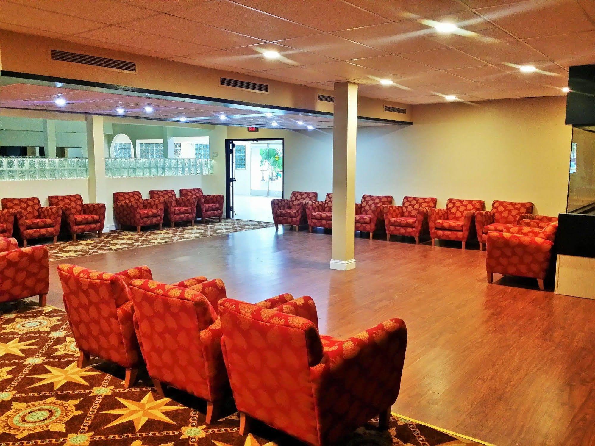 Surestay Plus Hotel By Best Western Sacramento Cal Expo Екстериор снимка